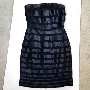 White House Black Market Black Strapless Ruffle Dress sz 2 Like New